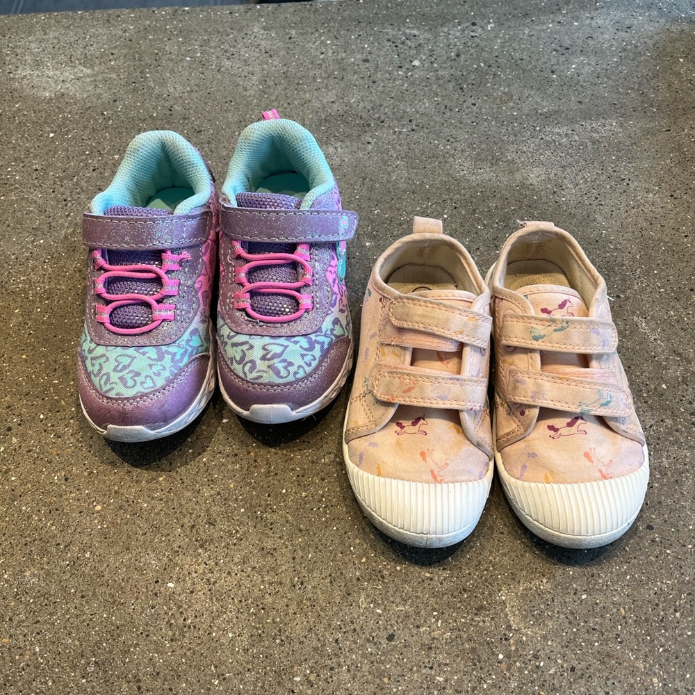Light up and unicorn velcro play sneakers